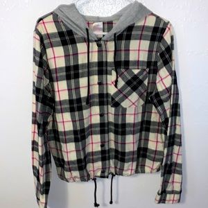 ⭐️SOLD⭐️ Hooded Flannel